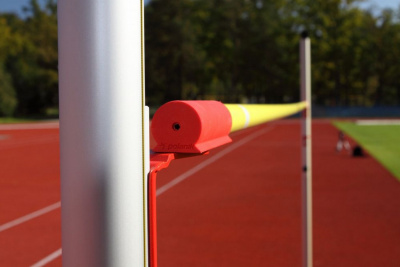 Планка для прыжков с шестом соревноввтельная, стекловолоконная 450см IAAF Polanik PW-450