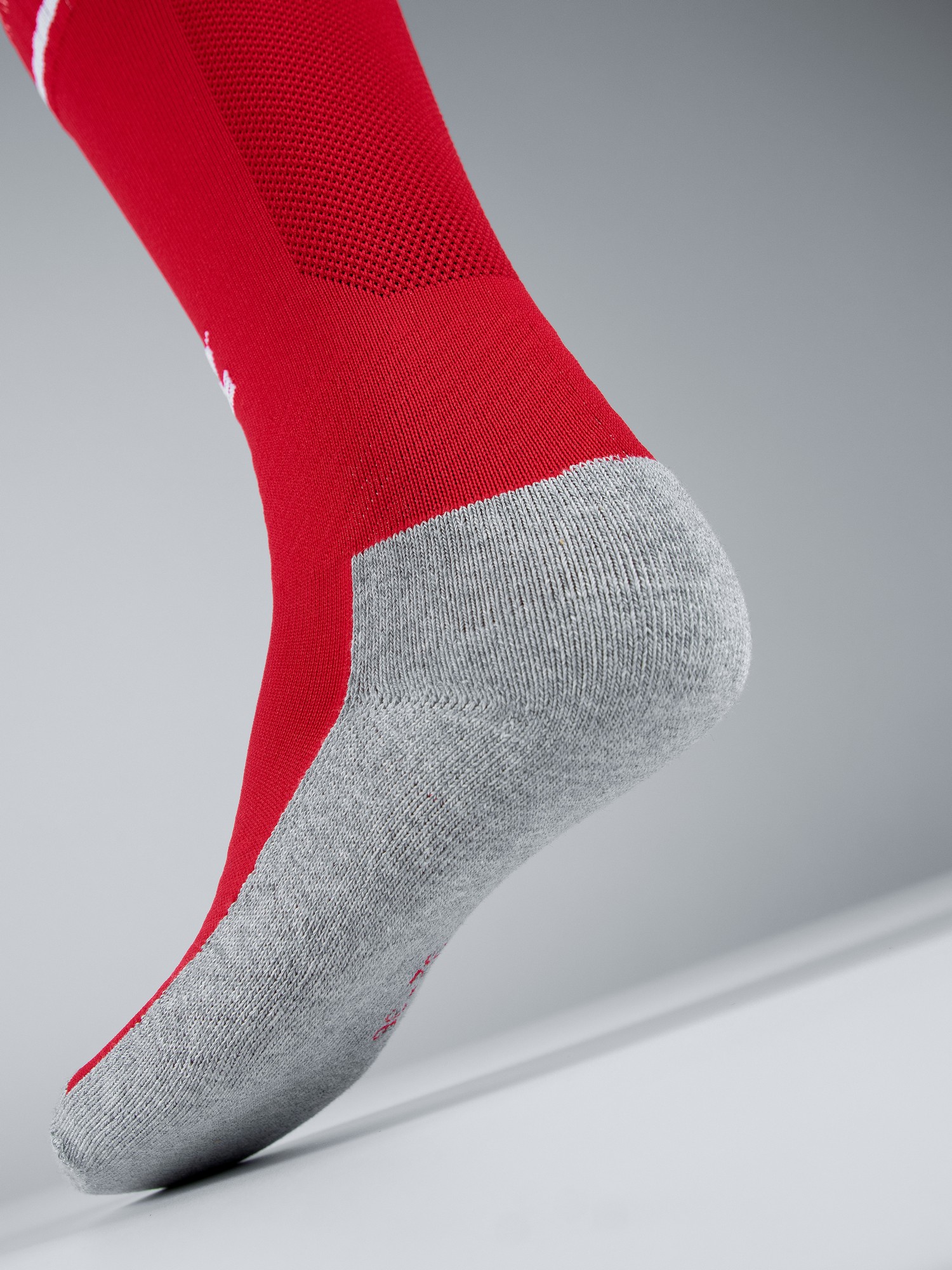Детские гетры Kelme Children's Football Socks 8101WZ3001-610 Red