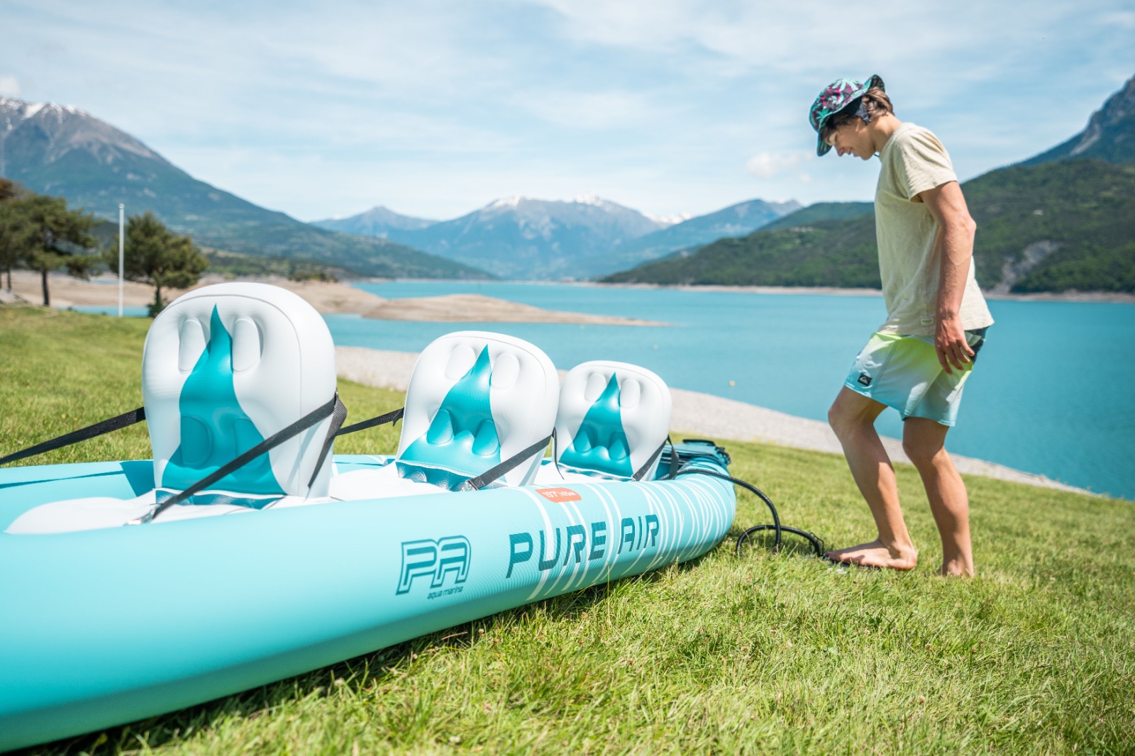 Надувная байдарка Kayak Glider-475 475x83х42см, 3 весла, 3 сиденья, киль, до 230кг Aqua Marina Glider-475 PA-25GD03