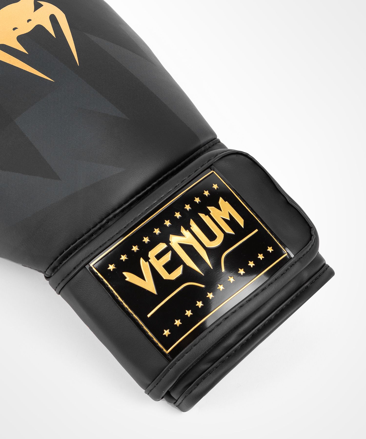 Перчатки Venum Razor Boxing 04689-126-10oz черный\золотой
