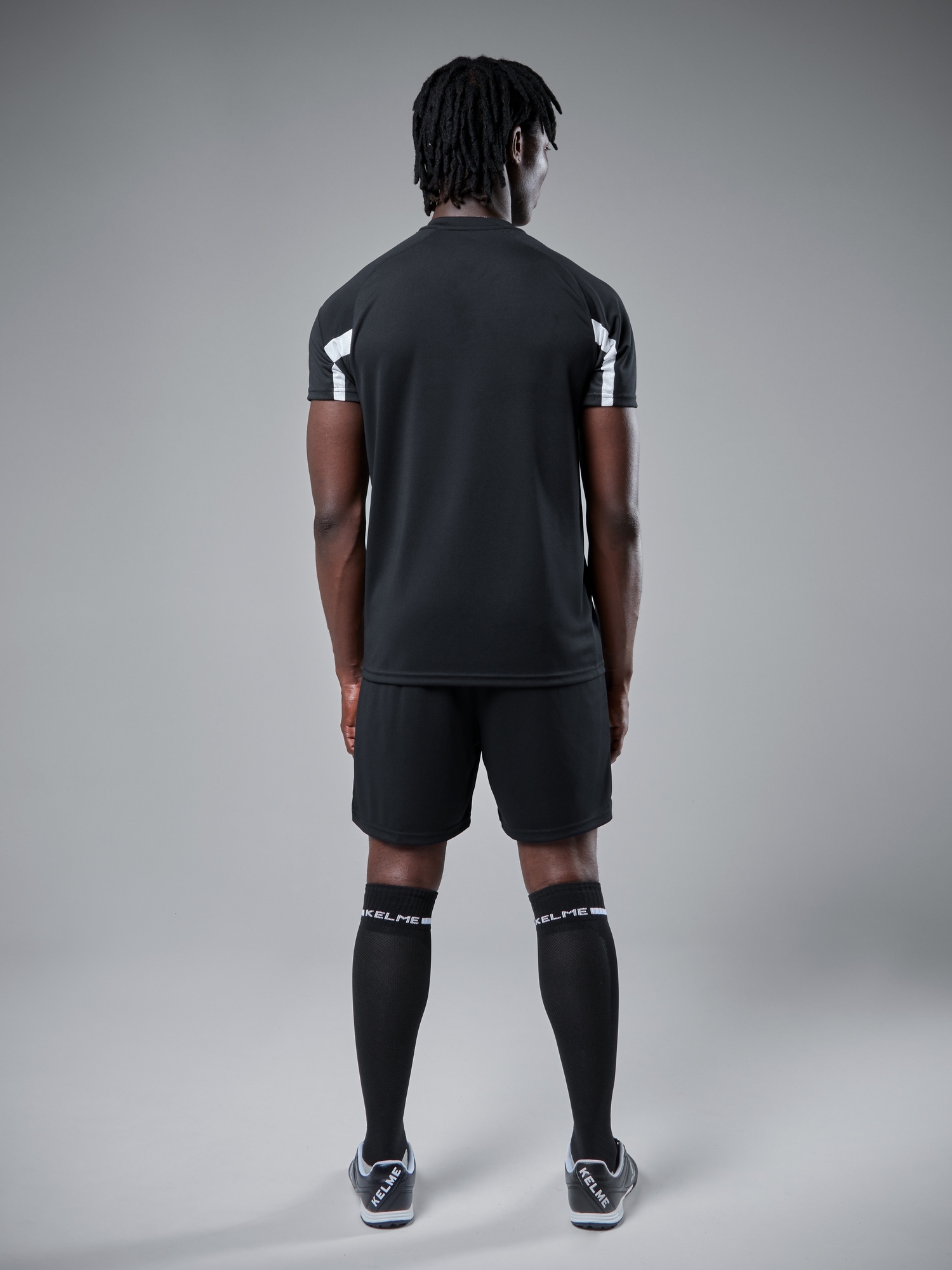 Футбольная форма Kelme Football Suit 7351ZB1129-003 Black\White