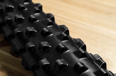 Роллер массажный YouSteel Grid foam roller, 780х150мм черный