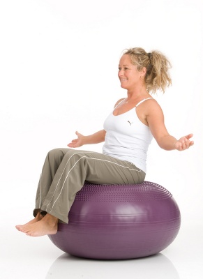 Гимнастический мяч TOGU Pendel Ball 80 см, фиолетовый 400409