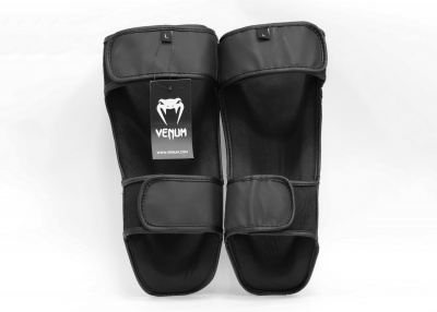 Защита голени Venum Rumble 05095-114 черный