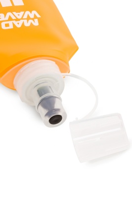Бутылка для воды Mad Wave Ultrasoft flask M1393 06 1 07W оранжевый