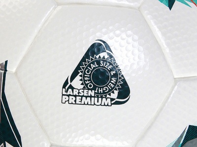 Мяч футбольный Larsen Derby