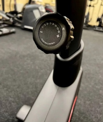 Велотренажер горизонтальный UltraGym UG-B002