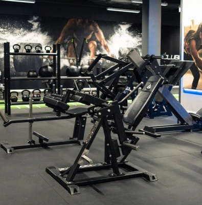 Gymleco 041 Сгибание ног сидя на свободных весах | Premium Fitness