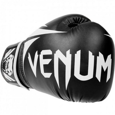 Перчатки Venum Challenger 2.0 0661-10oz черный\белый