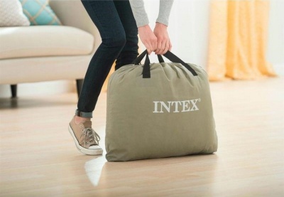 Матрас с подголовником 137х191х25 см Intex Classic, со встроенным насосом 64148