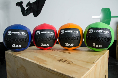 Медбол детский YouSteel 1кг, D254мм