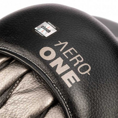 Лапы Clinch Focus Mitt Aero One черно-бронзовые C545