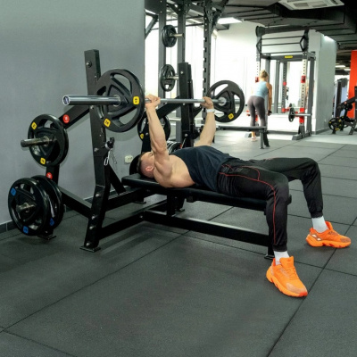 Скамья для жима горизонтальная Protrain PP138 полностью черный | Premium Fitness