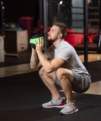 Медбол высокой плотности 2 кг Star Fit GB-702 зеленый