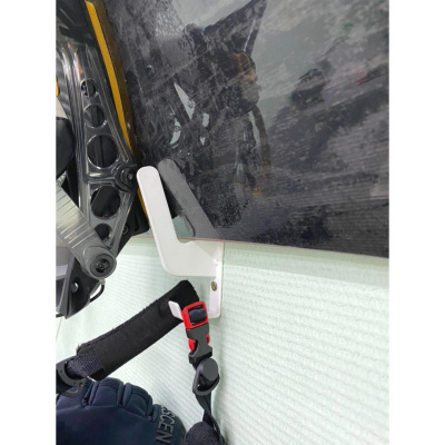 Настенный кронштейн для сноубордов и вейкбордов Gefest SGE-3 темно-серый