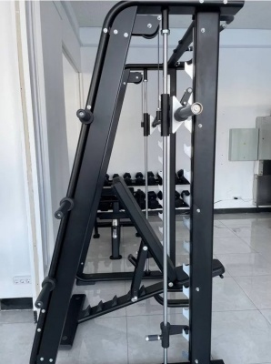 UltraGym UG-CL518: Машина Смита
