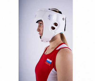 Шлем боксерский Clinch Olimp C112 белый